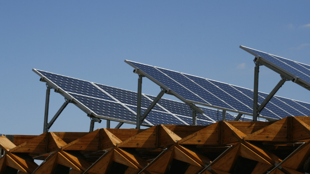 Starlight Solar | Commercial Solar Solutions | Residential Solar Panels | Solar Incentives | Solar Panel Cost | Solar Panel Installer | Solar Panel Installation | Solar Panel Maintenance | Solar Technology and Maintenance | Top Solar Company | Fixed Tilt Ground Solar Arrays in Texas