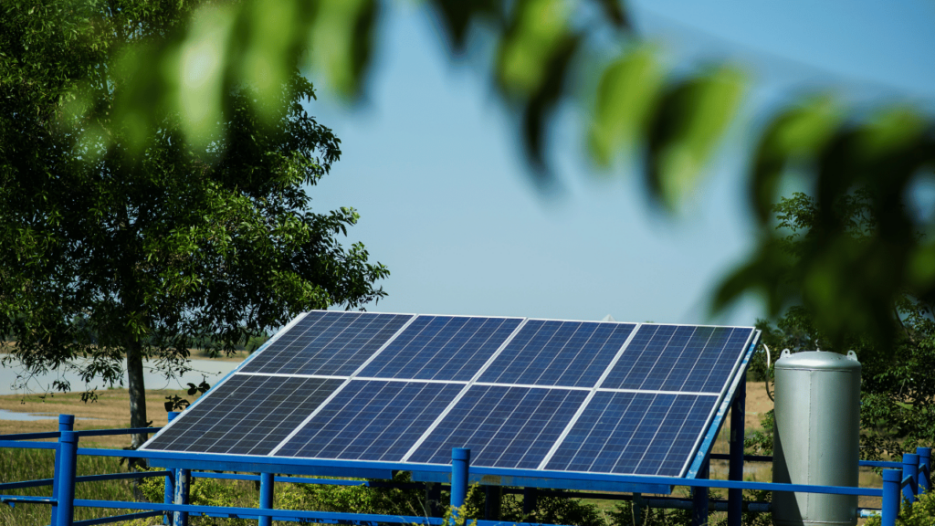 Starlight Solar | Commercial Solar Solutions | Residential Solar Panels | Solar Incentives | Solar Panel Cost | Solar Panel Installer | Solar Panel Installation | Solar Panel Maintenance | Solar Technology and Maintenance | Top Solar Company | Off-Grid Solar Power Systems in Texas